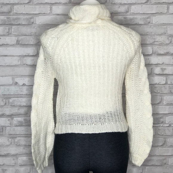 Planet Gold cream cable sweater, NWT, XS - Picture 3 of 6